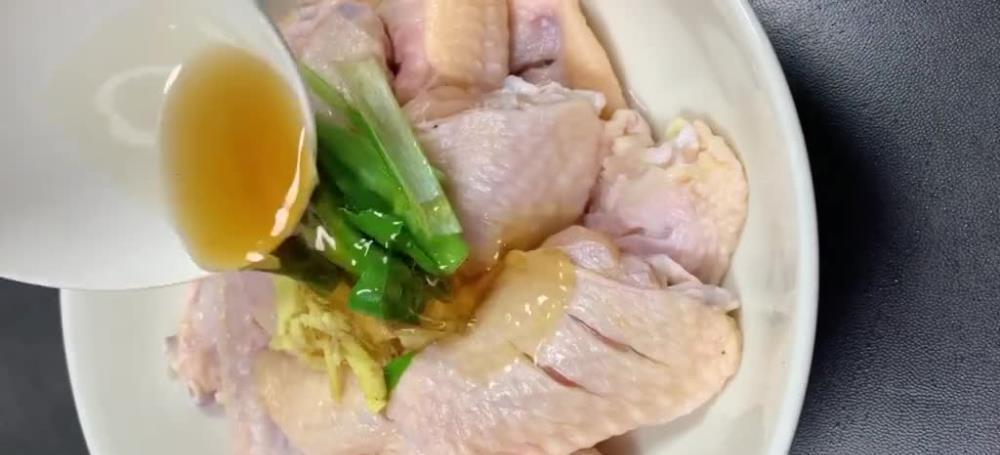 不厌|鸡翅怎么做好吃试试家常版香辣鸡翅,外焦里嫩香辣酥脆百吃不厌