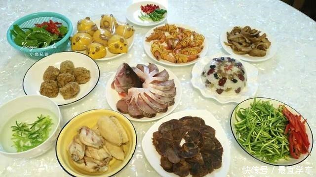 老妈|晒晒我家年夜饭,我和老妈一起做了满满一桌菜,一家人吃嗨了