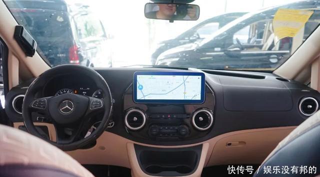 威霆|同样的外观内饰,价差高达30万,你会选奔驰威霆还是V级?