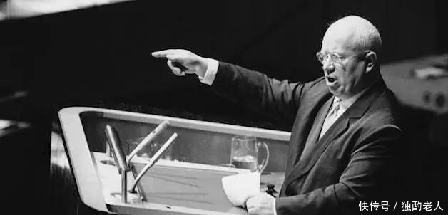  皮凉鞋|赫鲁晓夫在联合国脱鞋敲桌子, 为什么一企业家看后说: 苏联不行了