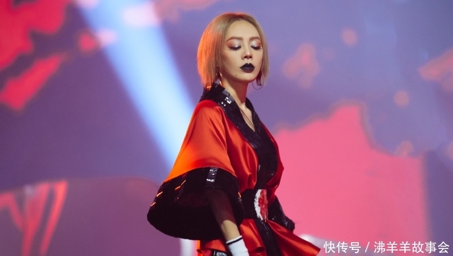 已成|无价之姐已成鸡肋,李斯丹妮一问三不知,王霏霏火到只能睡两小时