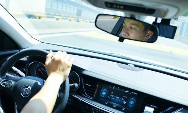 入手|超高性价比前2K后1K高清双摄360G580行车记录仪首发入手