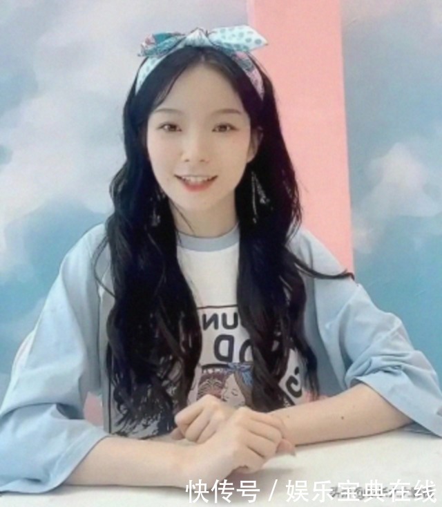 郑乃馨|陈卓璇再添“金句”,直播时cue希林,还占用了郑乃馨直播时间