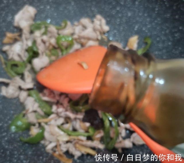 下饭|辣椒炒肉,好吃下饭,简单易做