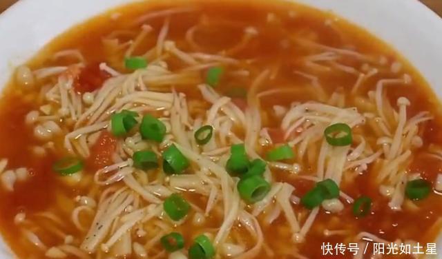 用开水烫|天冷,多喝此汤,暖心暖胃,鲜美入味,只要上桌就能喝光