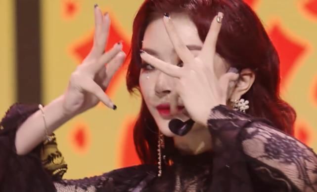 区别|同做ending动作,看看训练生再看看Lisa,才知道学员跟导师的区别