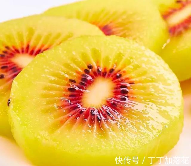  猕猴桃|三伏天遇到这水果要多吃，比苹果便宜，比西瓜香，营养丰富还好吃