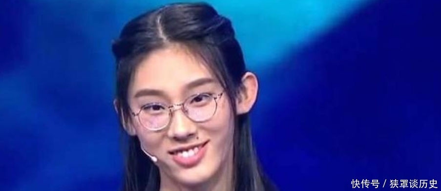  清华|《诗词大会》冠军武亦姝，613分考入清华现状如何？网友：班花