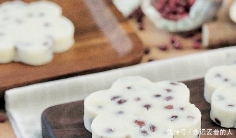 家人|夏天要多吃红豆,煮一煮拌一拌,香甜绵软清热还消暑,家人爱吃