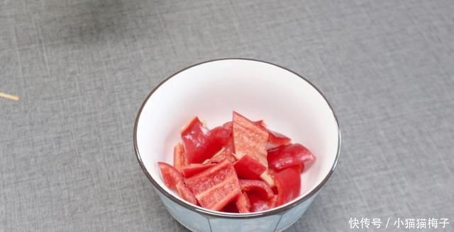  民间|吃了半辈子鸡肉，头一次见这做法，真是高手在民间，做的太香了