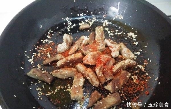 隔山肉|猪身上最值钱的是“它”,卖肉的都留着自己吃,懂行的都抢着买