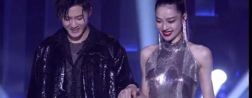 观看|一定要看钟楚曦檀健次的合作舞台!抹口红ending pose反复观看一百遍