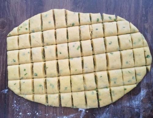 小孩子|小孩子的补钙小零食不用烤箱也能做,一口一个还可以当早餐