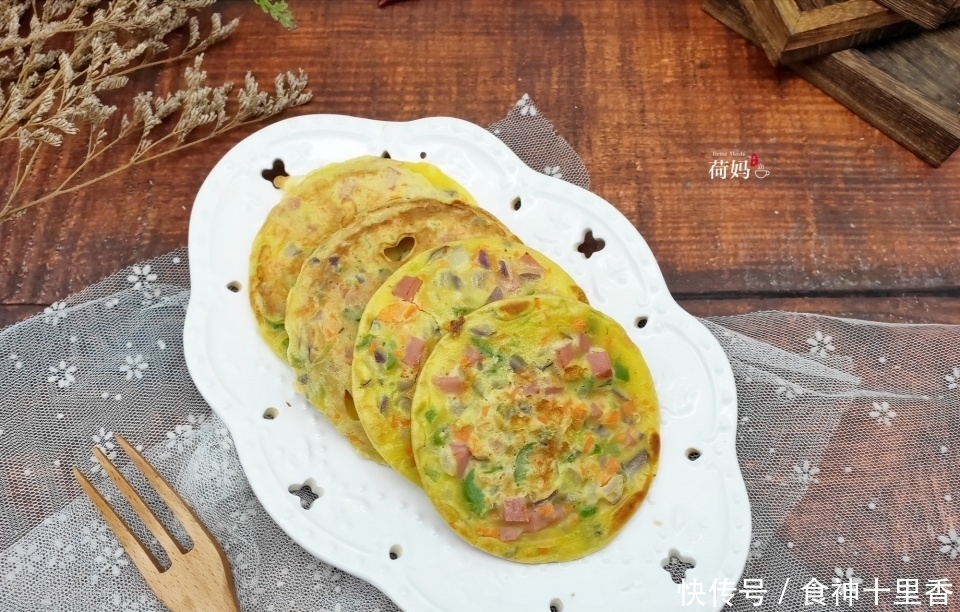 孩子|洋葱和鸡蛋别再炒着吃,做成早餐饼,鲜香可口,好吃又营养!