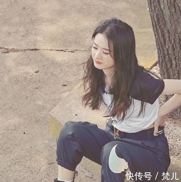 弹幕|《中餐厅》赵丽颖喝完中药后,提前睡觉被恶剪,弹幕尽显人性丑恶