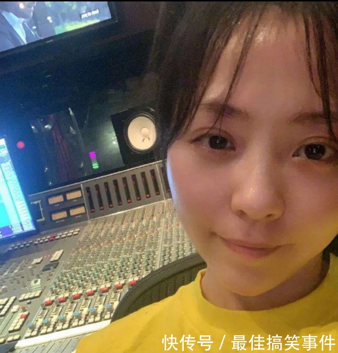 冯轲|张靓颖恋上大19岁冯轲,不顾母亲反对结婚,新男友曝光却不是他?