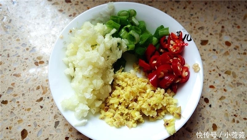 爽口|家人最爱的一道凉拌菜,麻辣鲜香,鲜嫩爽口,下饭又下酒