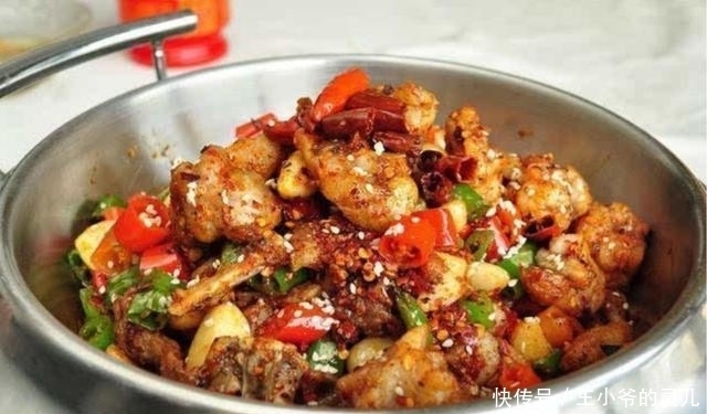 美食|家常美食:蚝油豆腐,干锅牛蛙,南瓜豆腐羹,双椒炒腊味的做法