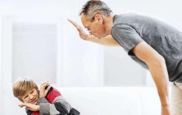  屁股|虽然孩子身上这4个部位不能打，但火气上来了，这个地方可以试试