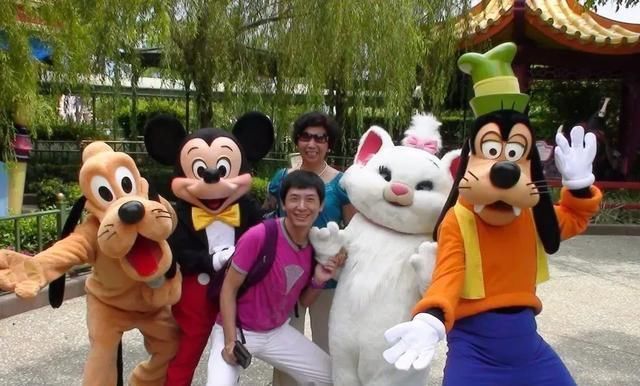 前半生|鲜有绯闻的戴军,是怎样的前半生让他至今未婚?