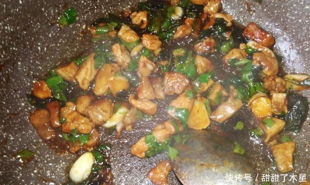  回味无穷|这道菜是用乡下的天然香料做的，让人回味无穷