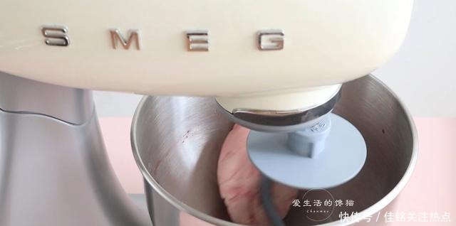 好吃|立秋后,我家早餐迷上吃它,有面粉就能做,蓬松暄软,好看又好吃