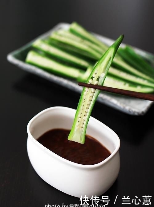 秋葵|秋葵蘸酱,养胃护肤数它强