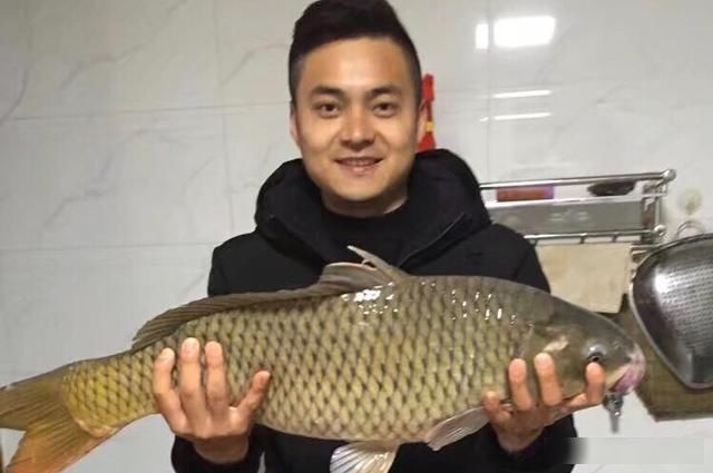 搅拌均匀|被大家忽略的一款饵,鲫鲤草鳊青通杀的一款饵,钓友都见过