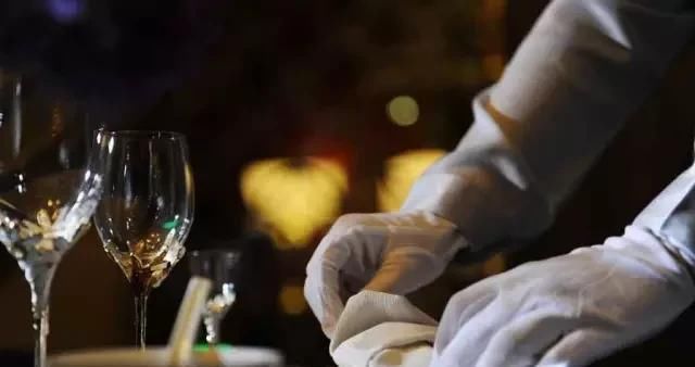 服务|顾客不再来你的餐厅,是因为你的服务不行