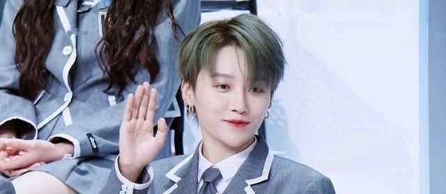  头衔|青你2最仙门面出炉了刘雨昕独占两个头衔，喻言和谢可寅也不赖