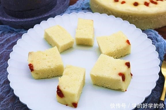 甜腻|一款不用揉面的发面糕,香甜松软不甜腻,营养好吃耐饿性还很强