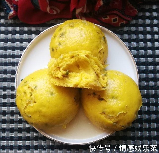 南瓜|南瓜椒盐葱香咸窝窝,又暄又软,好吃极了