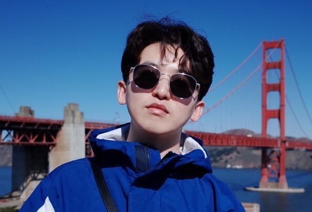  导演|还记得《奔跑吧》最帅的导演吗跑男结束后竟变成这样，让人意外