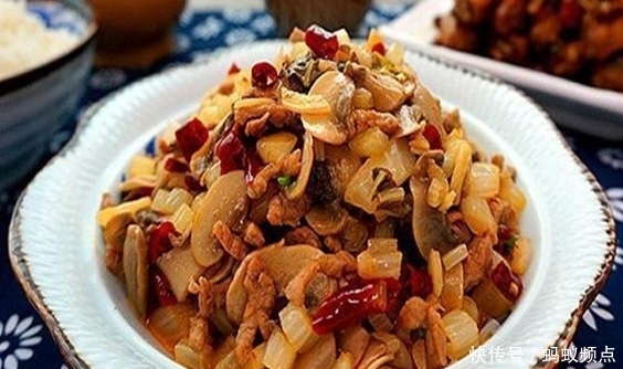 少许|精选美食:肉末虾仁拌面,青椒炒蛋,白蘑咸菜炒肉丝,老干妈豆腐