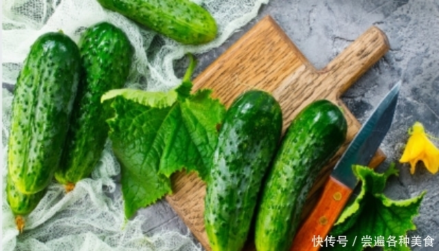 标准|带花黄瓜吃不得?弯直是判断黄瓜是否有害的标准?