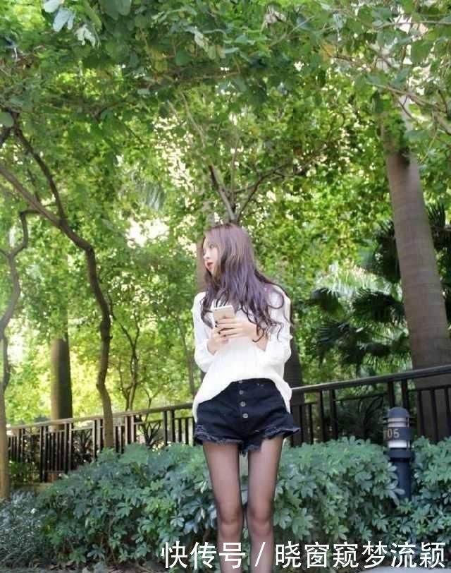  姑娘|街拍美女：因为图三姑娘的笑容，感觉世界又那么的美好温暖