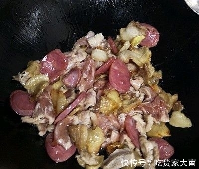  肉片和香肠|荸荠大蒜炒香肠肉片