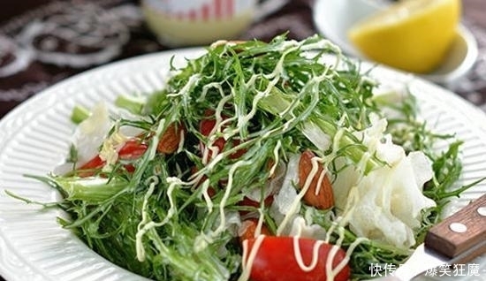 家常菜|简单家常菜:家常白油丝瓜,玉米面芹菜叶,砂锅土鲶鱼,银耳沙拉