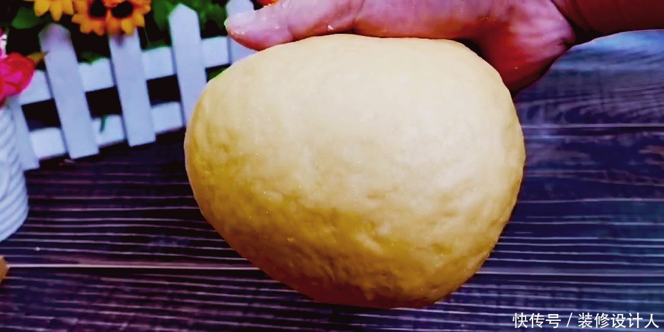  烤箱|没有模具和烤箱，在家也能做面包，教你做小碗蒸面包