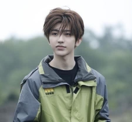 可惜|从蔡徐坤到虞书欣,《青春有你》上热搜很艰难,网民:真可惜!