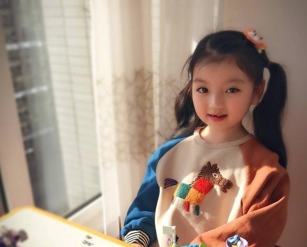  越长越|《爸爸去哪儿》三位没有长残的童星，越长越漂亮啦！