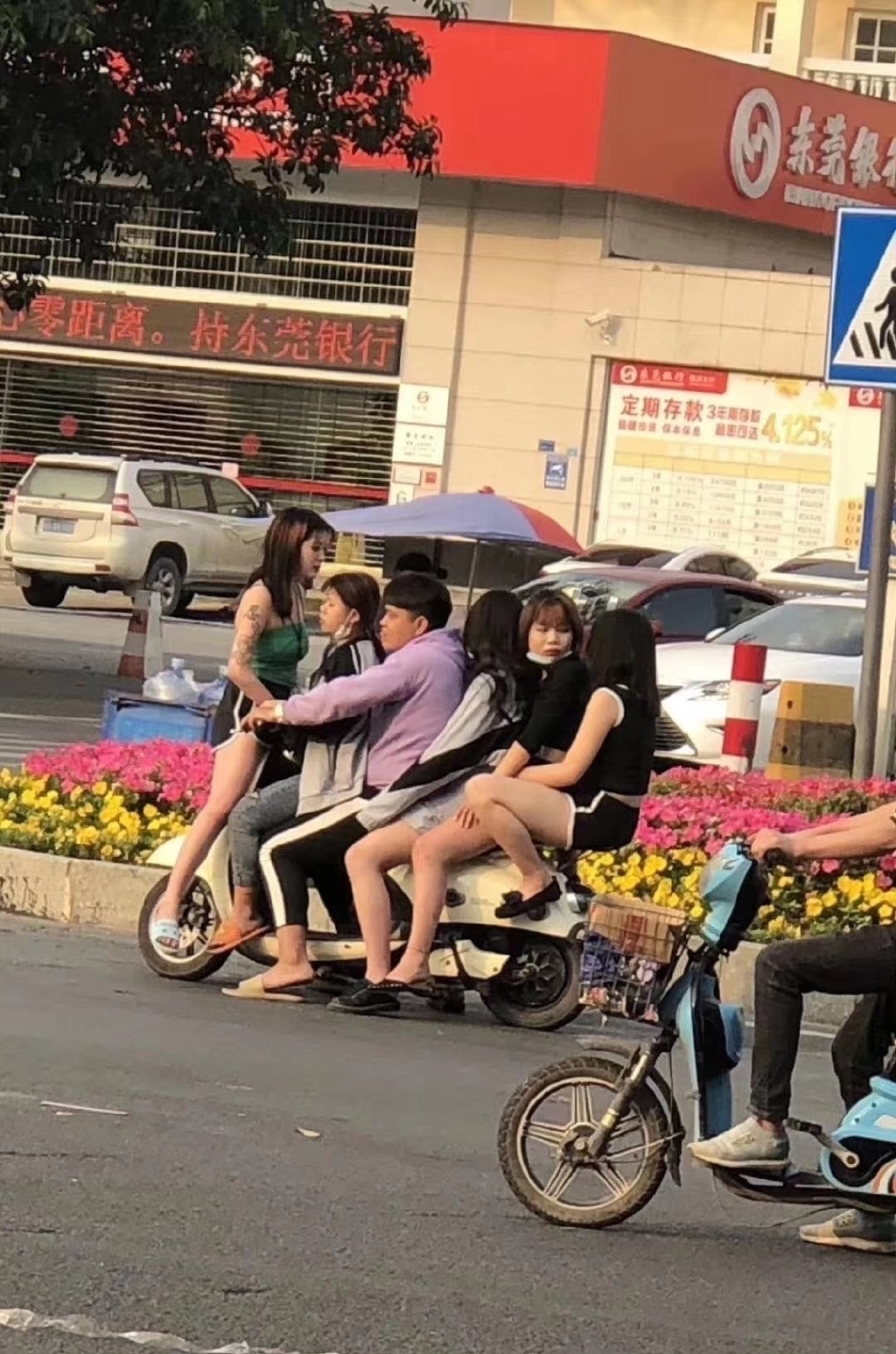 兄弟|兄弟还是没有明白我为什么要请他吃饭?怎么办?