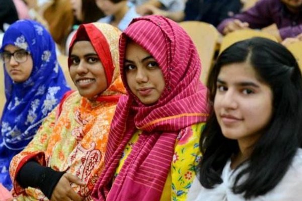 老板|巴基斯坦游客中国卖茶叶,结账时老板做法,让小伙感动