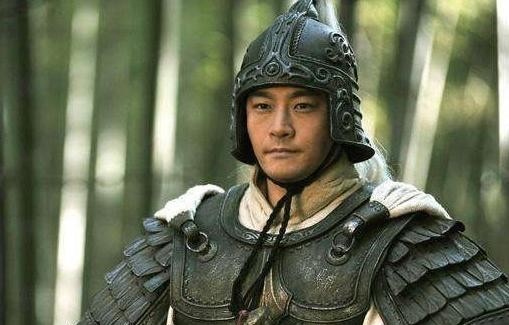  手里|江东小霸王孙策，袁术放其离开，结果败在他手里