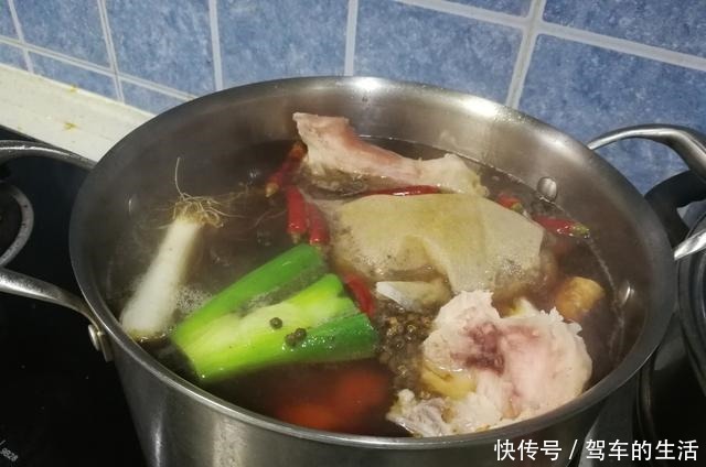  颜色|要想卤汤颜色好，炒糖色很关键，一锅好卤汤卤啥都色泽红润味道香