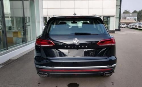  同门|德系豪华“低调王”内饰比Q7显档次，跟卡宴同门，比X5便宜20W