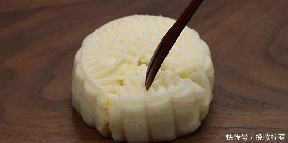 令人|中国人公认好吃的4种月饼,你吃过几种最后一种最令人意想不到