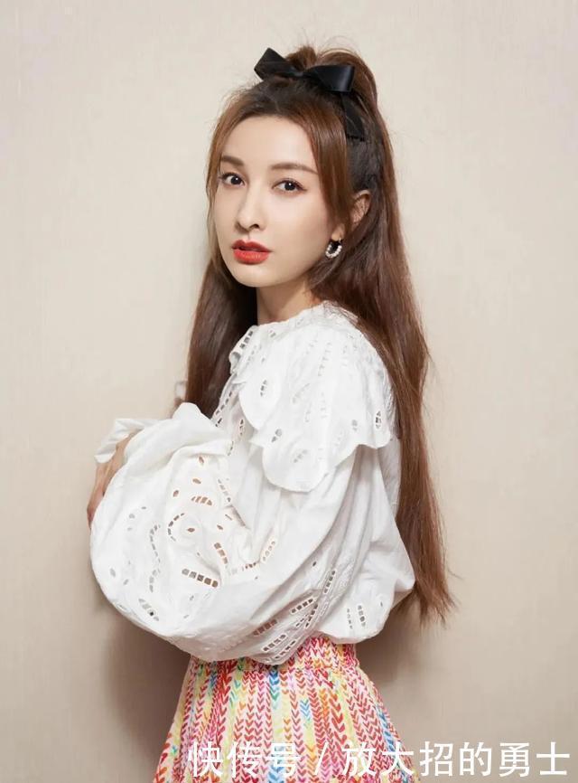 头发|别再披头散发了!初秋超火的5款编发,谁扎谁好看!