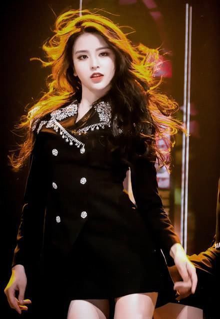 乐华选手|《青春有你2》主题曲评级,乐华再无强者,孟美岐吴宣仪已成过去