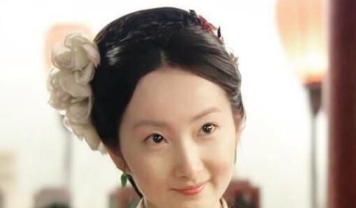 林黛玉|才不如林黛玉,谋不如薛宝钗,她却在红楼梦你生活得游刃有余